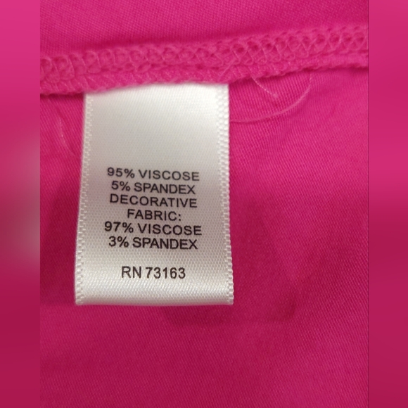 Cable & Gauge Fuchsia Sleeveless Tank Top - Picture 8 of 8